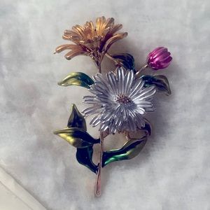 Flower Broach/charm